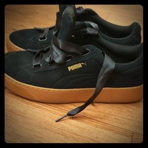 Puma womans shose